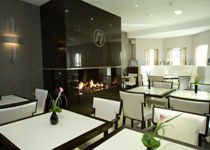 Nutters Restaurant - Bar & Lounge Area
