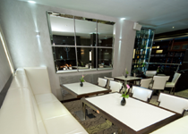 Nutters Restaurant - Bar & Lounge Area