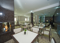 Nutters Restaurant - Bar & Lounge Area